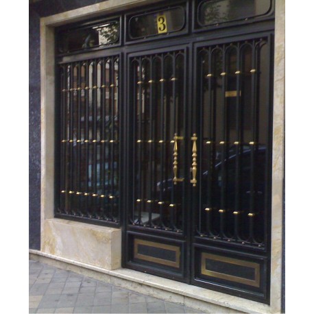 Puerta Negro Oro